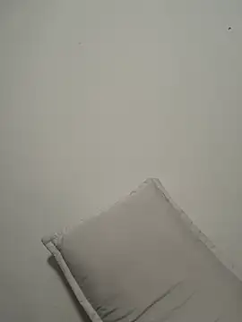 AlanCutee online show from April 3, 2026, 9:10 pm