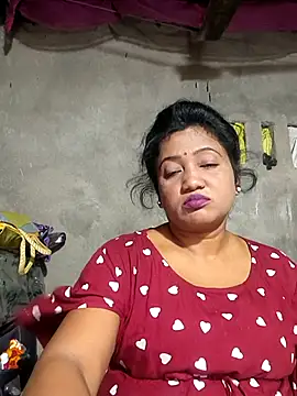 Snapshot of Cute-Swewty chatting on September 13, 2025, 1:00 pm Cute-Swewty online show from September 13, 2025, 1:00 pm