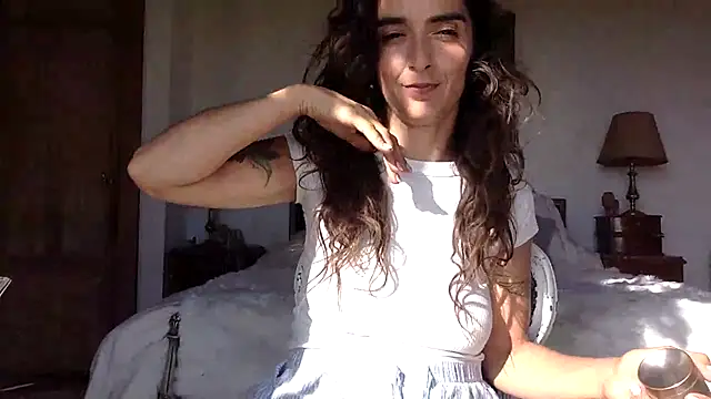 venuslibre online show from October 3, 2025, 11:56 am