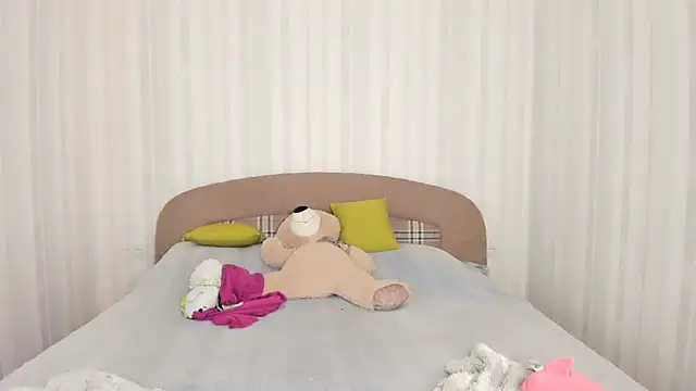 Daria de luxe online show from October 16, 2025, 6:21 am