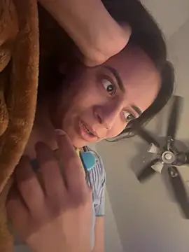 Snapshot of vixxnovalee chatting on November 24, 2025, 2:11 am vixxnovalee online show from November 24, 2025, 2:11 am