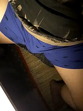 MinhTuan2002 online show from September 11, 2025, 12:10 am