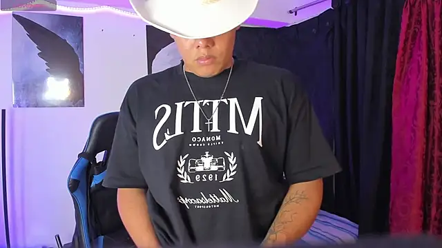 hagen mm online show from October 17, 2025, 2:26 am