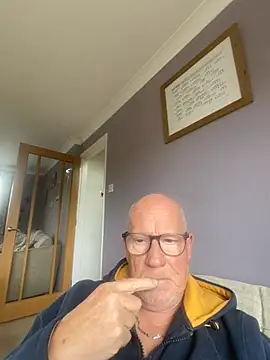 philefc online show from April 15, 2026, 12:10 pm