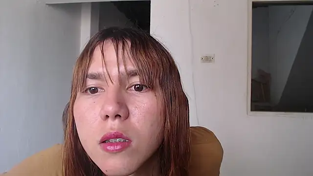 Dolly Peach  online show from September 16, 2025, 6:42 pm