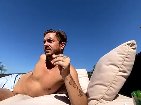 3615-ULLA online show from September 18, 2025, 11:57 am