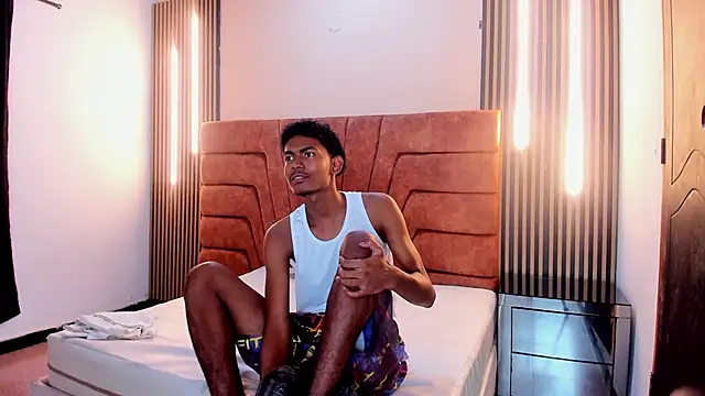 FYKMOR 1 online show from October 8, 2025, 3:52 am