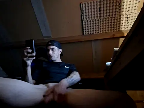 kompiee online show from September 28, 2025, 9:22 pm