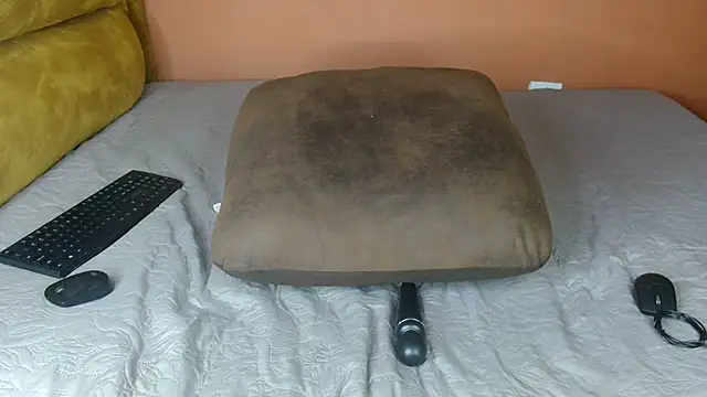 SexxyAddiict online show from February 5, 2026, 8:48 pm