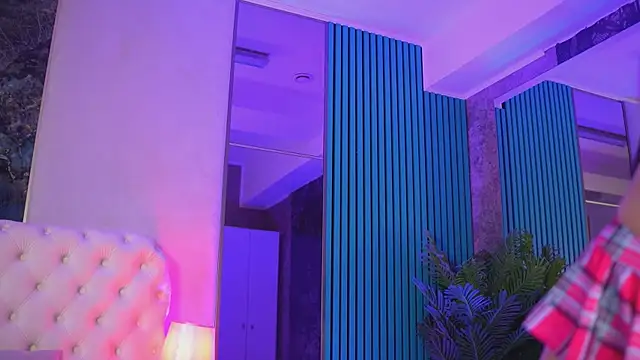 KendraMoon online show from September 13, 2025, 2:06 pm