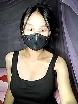 Snapshot of saronla_03 chatting on November 4, 2025, 7:34 am saronla 03 online show from November 4, 2025, 7:34 am