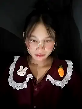 Snapshot of saronla_03 chatting on September 12, 2025, 2:39 pm saronla 03 online show from September 12, 2025, 2:39 pm