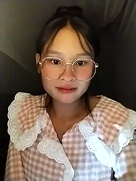 Snapshot of saronla_03 chatting on September 10, 2025, 3:44 pm saronla 03 online show from September 10, 2025, 3:44 pm