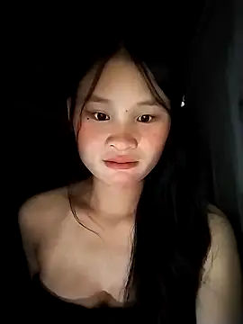 Snapshot of saronla_03 chatting on October 9, 2025, 3:56 pm saronla 03 online show from October 9, 2025, 3:56 pm