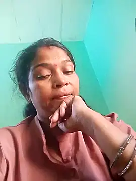 Snapshot of Chandrakanta-Devi chatting on October 14, 2025, 3:51 am Chandrakanta-Devi online show from October 14, 2025, 3:51 am