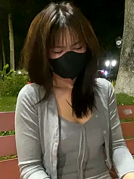   BabyShowPublic   online show from November 17, 2025, 1:26 pm