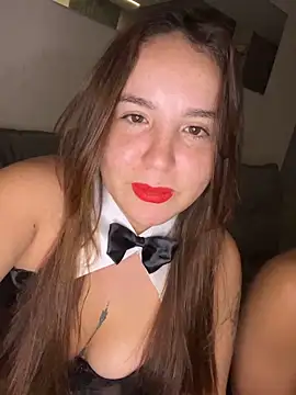 m0ranguinh0s2 online show from April 29, 2026, 3:11 am