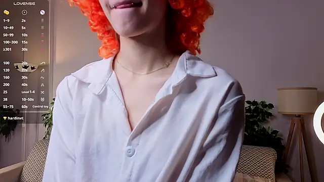 TomokoRocha online show from November 28, 2025, 11:10 am