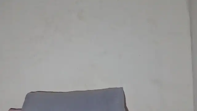 SexyBitchx01 online show from November 12, 2025, 10:35 pm