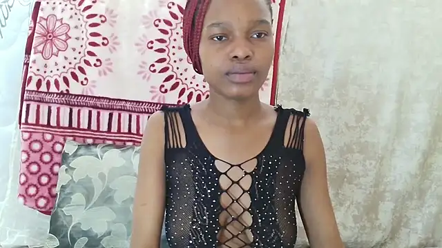 SexyBitchx01 online show from September 14, 2025, 11:32 am