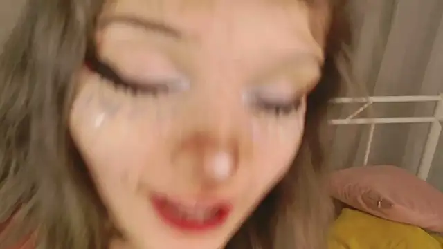 Snapshot of kamila_blush chatting on December 20, 2025, 2:36 am kamila blush online show from December 20, 2025, 2:36 am