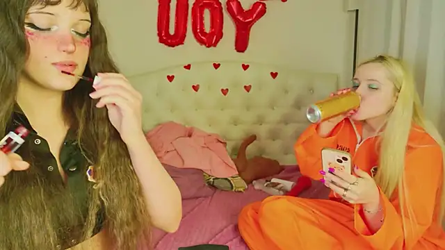 Snapshot of kamila_blush chatting on February 23, 2026, 12:34 am kamila blush online show from February 23, 2026, 12:34 am