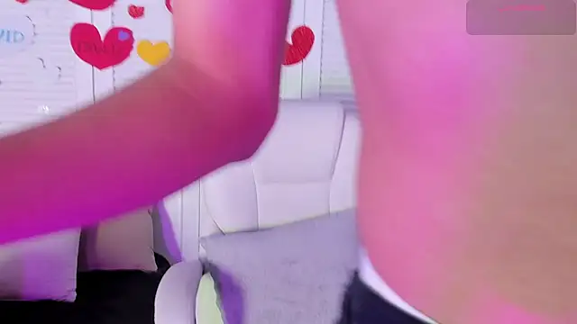 miilo wolf online show from September 10, 2025, 11:53 am