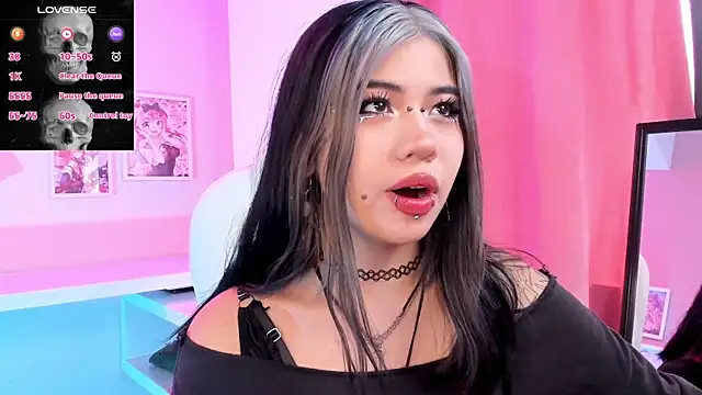 Snapshot of pinkk_deemon chatting on October 1, 2025, 2:10 pm pinkk deemon online show from October 1, 2025, 2:10 pm