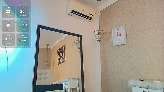 Miladiosa online show from November 13, 2025, 12:09 pm