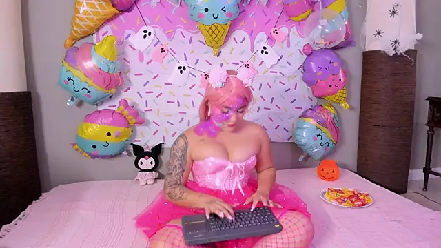 Snapshot of melody_blossom_ chatting on October 31, 2025, 9:32 pm melody blossom online show from October 31, 2025, 9:32 pm