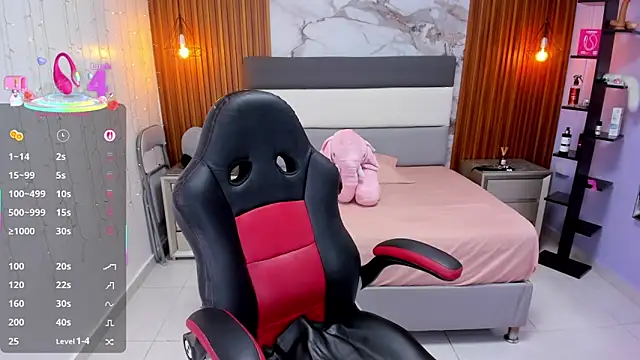 ROSIE MOSS online show from October 29, 2025, 7:46 pm