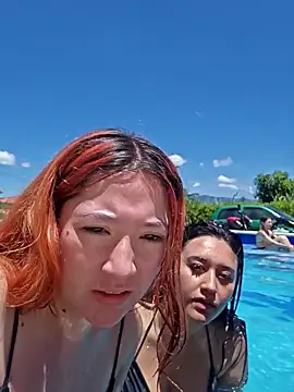 lunnaa  online show from September 21, 2025, 3:50 pm