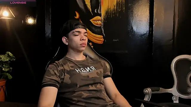 Eryonbradley online show from November 1, 2025, 11:26 am