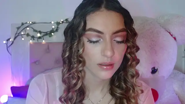 Ayleen m online show from May 26, 2026, 1:47 am