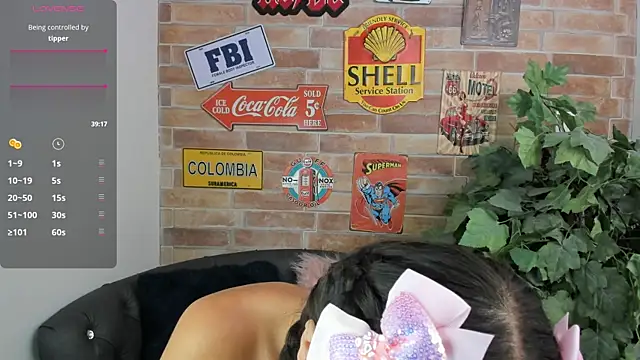 misss luxury online show from September 26, 2025, 11:06 am