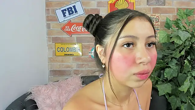 misss luxury online show from September 15, 2025, 10:59 am