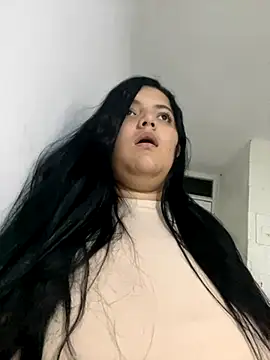 Isaval100 online show from November 18, 2025, 1:32 am