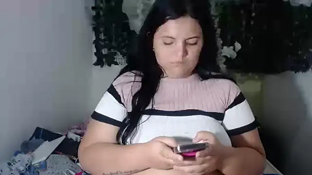 Isaval100 online show from October 23, 2025, 10:19 pm