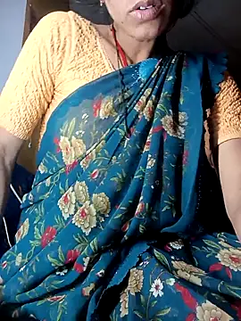 Sonam pandeyji online show from October 28, 2025, 1:43 pm