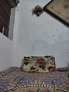 Snapshot of yashuuuu021 chatting on October 17, 2025, 8:21 pm yashuuuu021 online show from October 17, 2025, 8:21 pm