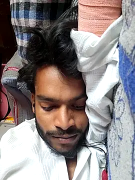 Snapshot of yashuuuu021 chatting on February 13, 2026, 9:20 am yashuuuu021 online show from February 13, 2026, 9:20 am