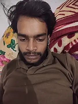 Snapshot of yashuuuu021 chatting on October 8, 2025, 6:30 pm yashuuuu021 online show from October 8, 2025, 6:30 pm