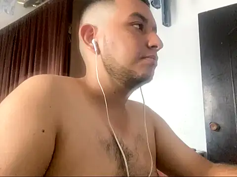 SexIngenieur online show from October 3, 2025, 5:14 pm