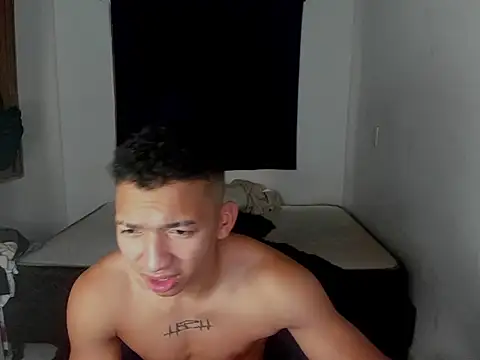 JuanchiT66 online show from October 31, 2025, 7:21 pm