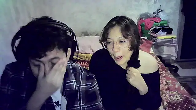 Snapshot of OnlyGrace chatting on October 11, 2025, 1:50 am OnlyGrace online show from October 11, 2025, 1:50 am