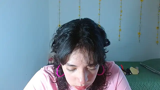 sajecrismaa online show from January 6, 2026, 4:22 pm