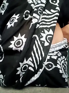 suparnadas141414 online show from November 26, 2025, 2:11 am