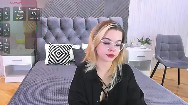 PrincessSlay online show from October 23, 2025, 5:28 am