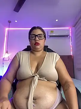 Velveet x online show from October 18, 2025, 12:18 pm