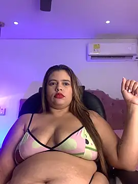 Velveet x online show from September 23, 2025, 12:56 pm